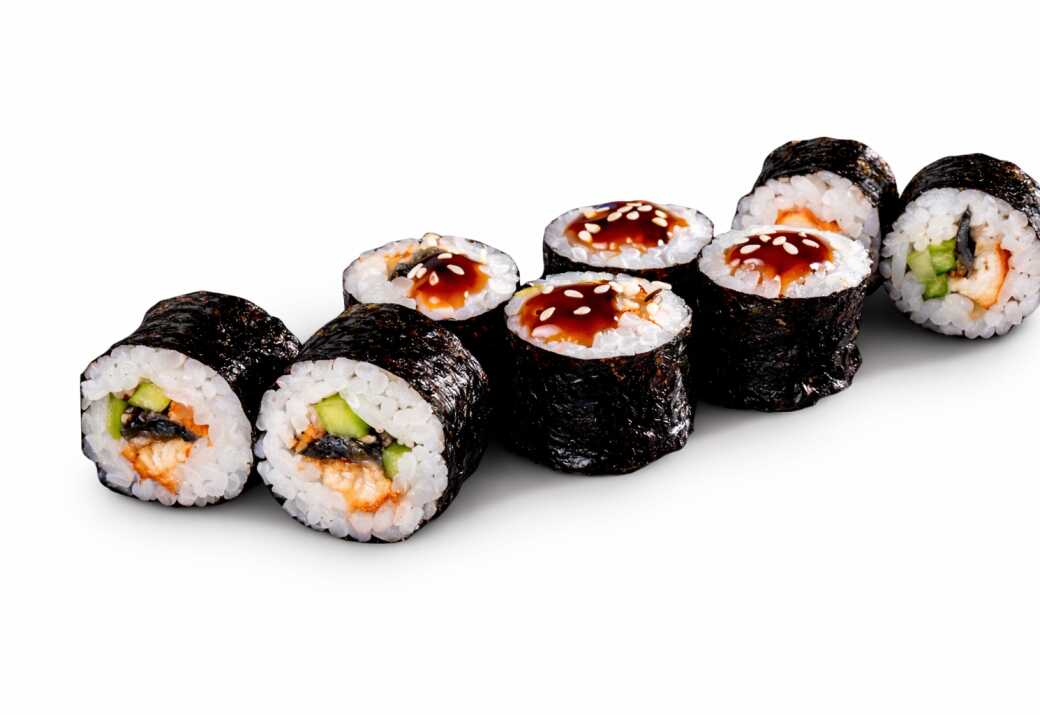 Лайт ролл с угрем и огурцом