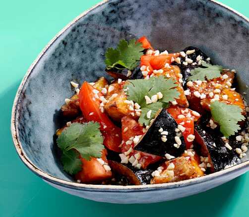 Салат с хрустящим баклажаном