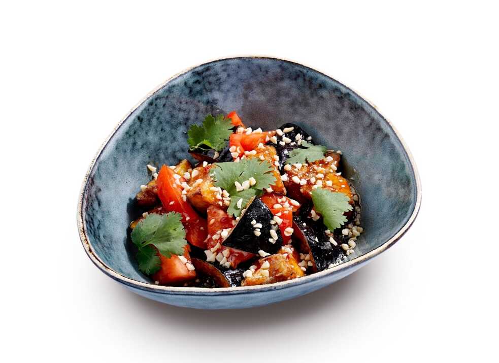 Салат с хрустящим баклажаном