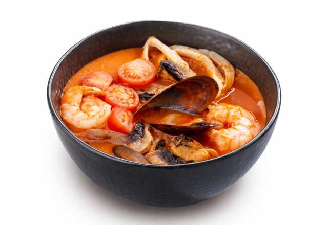 Том Ям с морепродуктами