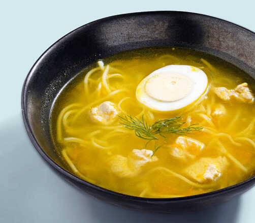 Суп куриный с лапшой