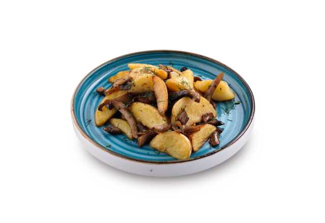 Жареный картофель с грибами