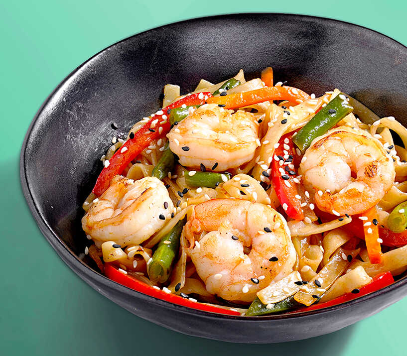 Удон с креветкой в кисло-сладком соусе Чили